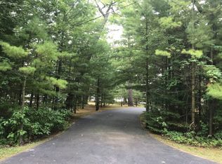 871 W Blakely Rd, Sanford, MI 48657