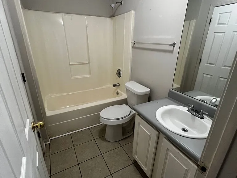 8040 Colquitt St — Photo 5