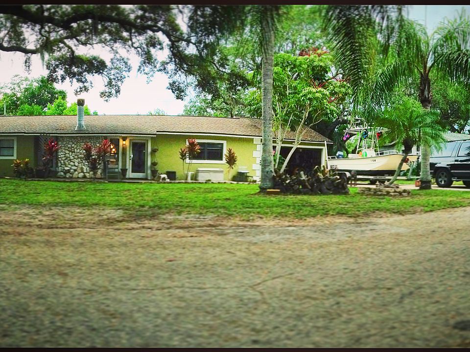 1st image of 5040 Oaklawn Ln