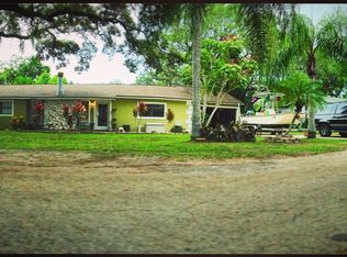 5040 Oaklawn Ln, Saint Petersburg, FL 33708