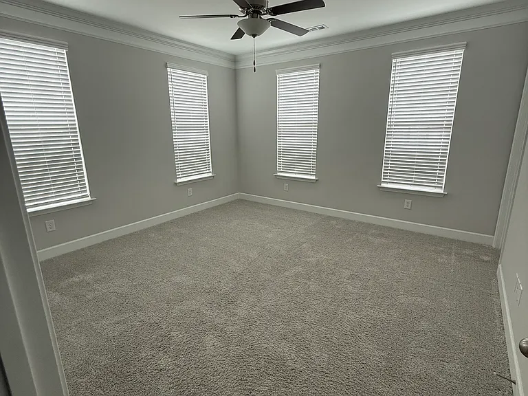 607 Heck Ln — Photo 28