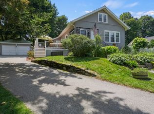9 Burman Ave, Worcester, MA 01605