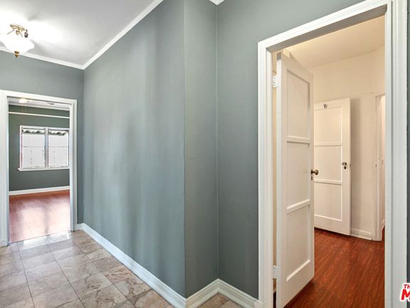 5th image of 634 S Gramercy Pl #802