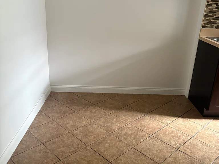 501 W 184th St #5A — Photo 3