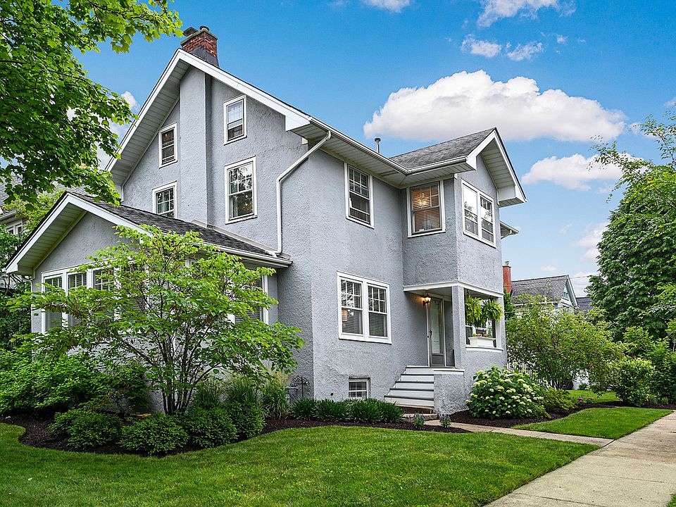 1st image of 329 N Ashland Ave
