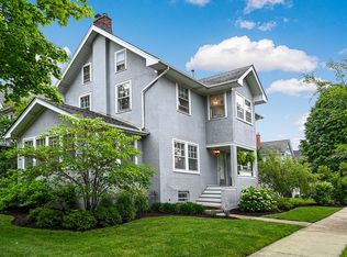 329 N Ashland Ave, La Grange Park, IL 60526