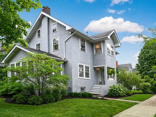 329 N Ashland Ave, La Grange Park, IL 60526