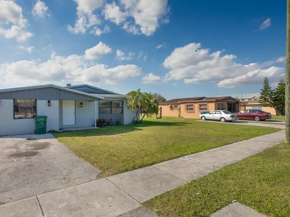 716 NW 7th Court, Florida City, FL 33034
