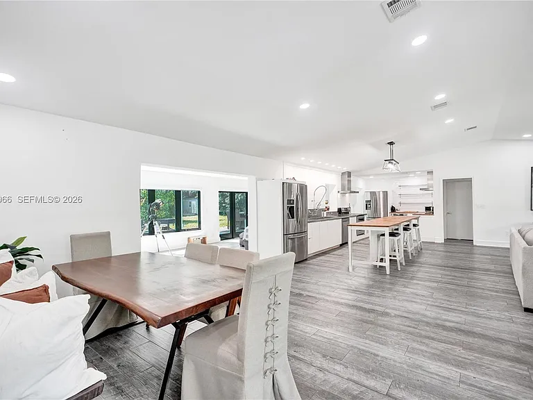 22421 SW 184th Ave — Photo 4