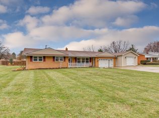 2225 Crosshaven Rd NW, Canton, OH 44708