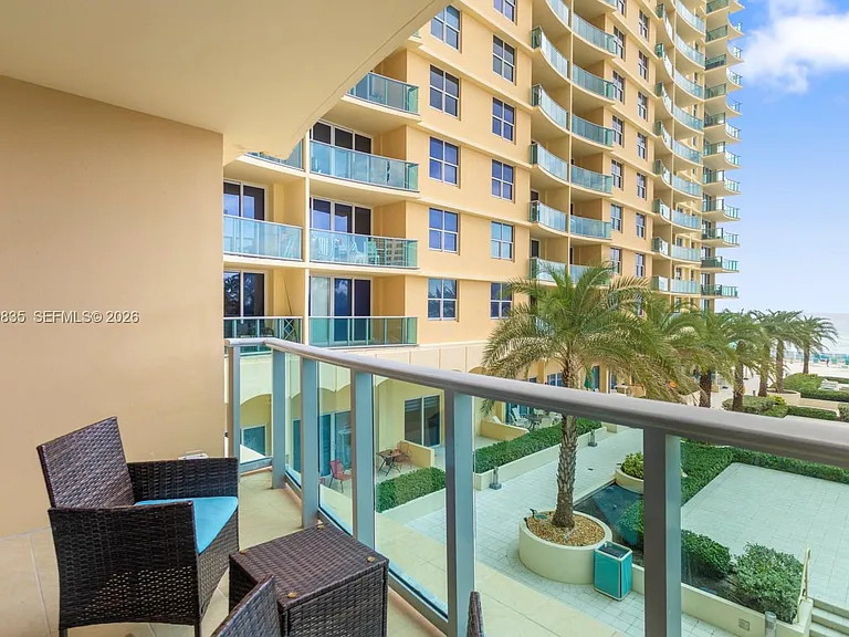 2501 S Ocean Dr #320 — Photo 14