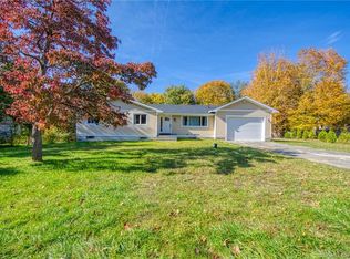 4 E Lake Rd, New Fairfield, CT 06812