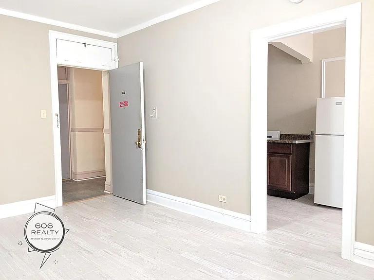 3118-20 S Oak Park Ave — Photo 23