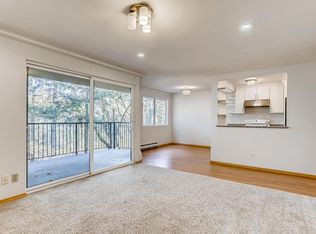 830 Kirkland Way APT 201, Kirkland, WA 98033