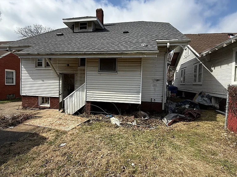 1334 N Edward St — Photo 10