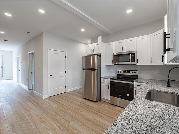 5th image of 111 S Stafford Ave Floor B-2