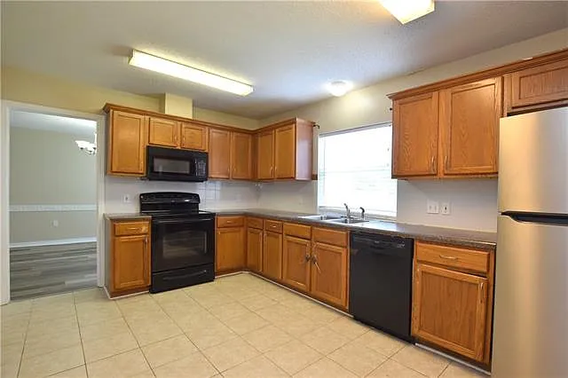 5404 Clearpoint Dr — Photo 7
