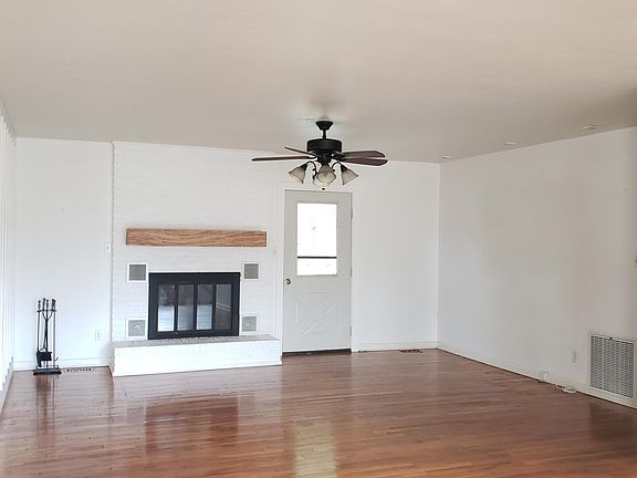 3rd image of 317 Washington Ave
