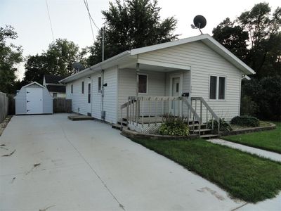 320 E Washington St, Monticello, IA, 52310