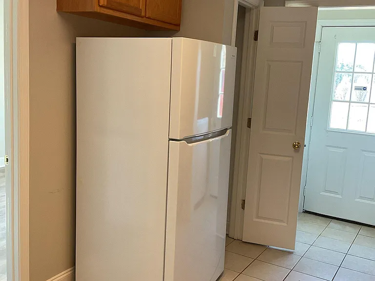 123 Westchester Cir — Photo 35