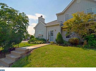 321 Wind Ripple Ct, Harleysville, PA 19438