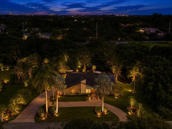 11601 SW 21st Court, Davie, FL 33325