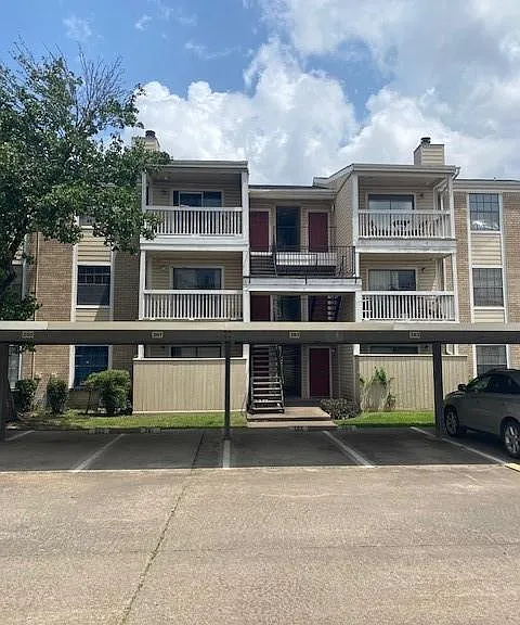 2750 Holly Hall St #1604 — Photo 2