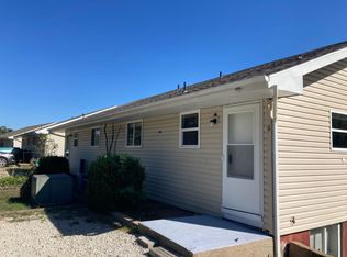 900 S 2nd St #2B-1BA, Versailles, MO 65084