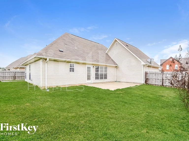 129 Addison Dr — Photo 15