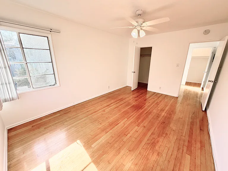 235 E California Blvd — Photo 40
