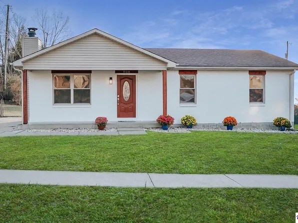 858 Shelby Ave, Radcliff, KY 40160