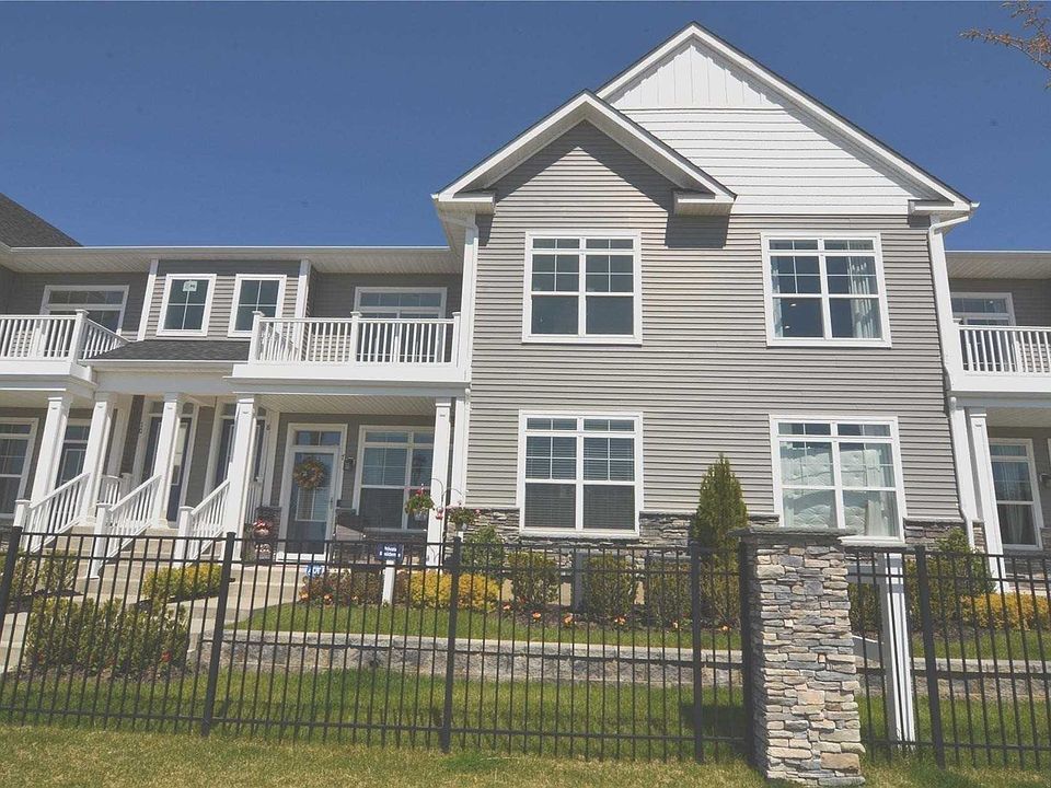 1st image of 7 Grace Hall Ln