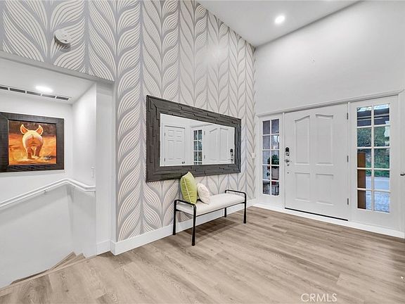 4th image of 2120 Fairview Ave