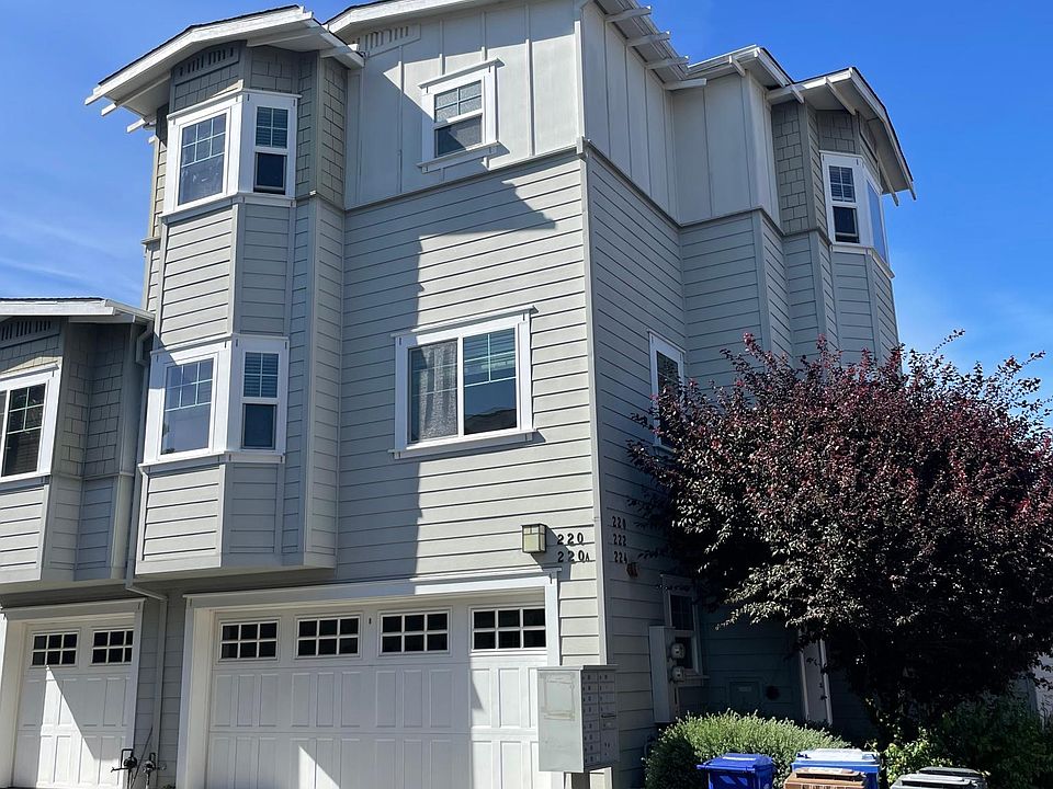 1st image of 220 Valley Oak Dr