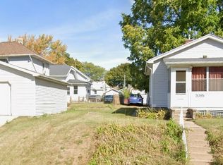 2085 W 3rd St, Dubuque, IA 52001