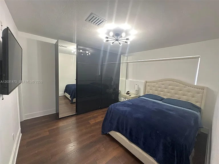 21230 NE 24th Ct — Photo 16