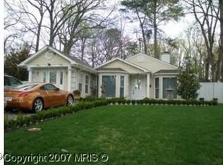 7104 Oak Ridge Rd, Falls Church, VA 22042