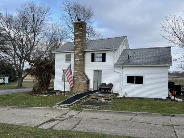 1922 W Olive Branch Rd, Galien, MI 49113