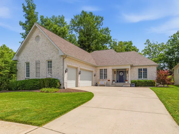 879 Nottinghill Ct, Avon, IN 46123