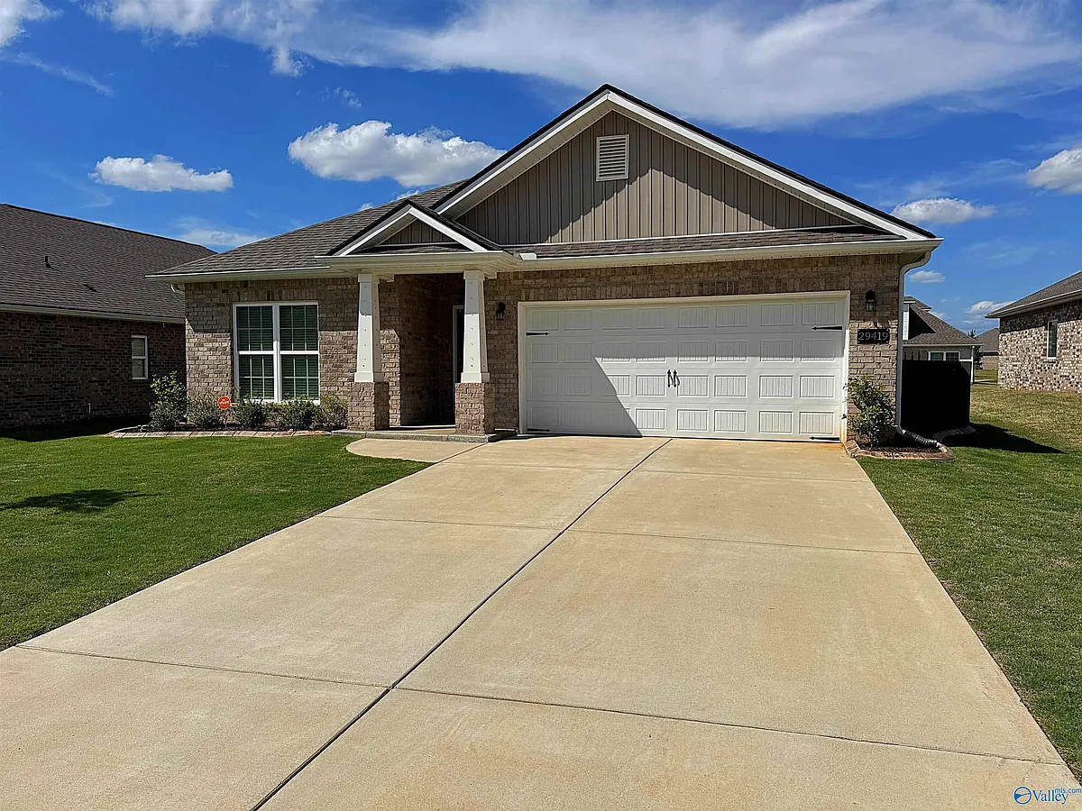 Building Photo - 29419 Canoe Cir