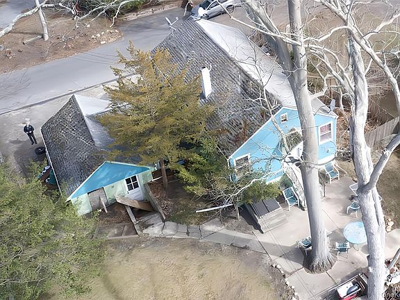 3rd image of 26 Palm Road