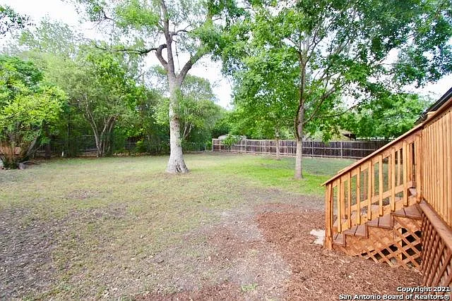 209 Lyman Dr — Photo 26