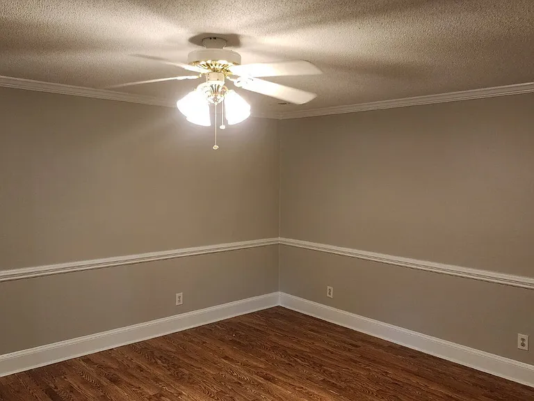 605 Winstead Rd — Photo 12