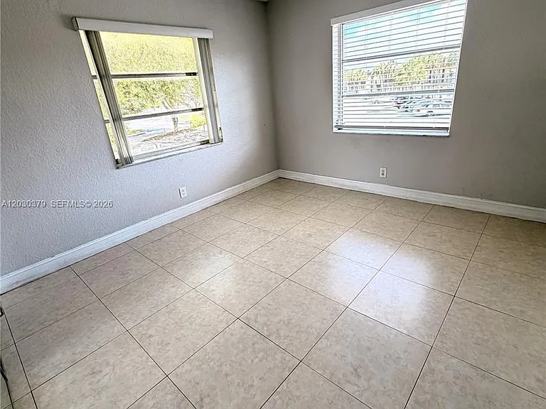 412 Lakeside Dr #223 — Photo 12