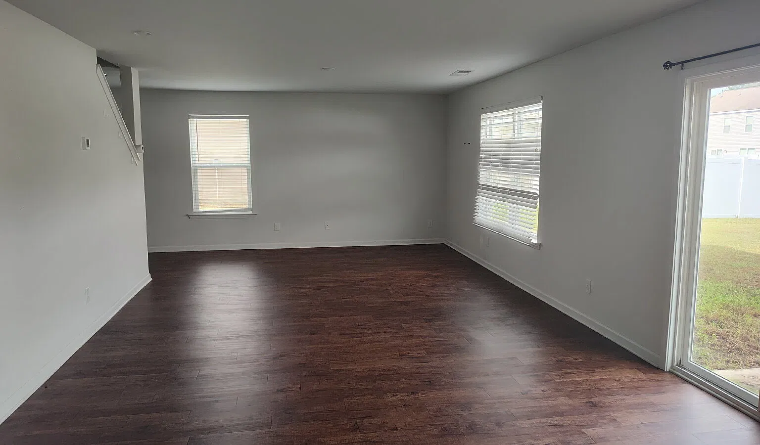 3 bed, 2.5 bath, 1968 sqft, $2,200 — Photo 4