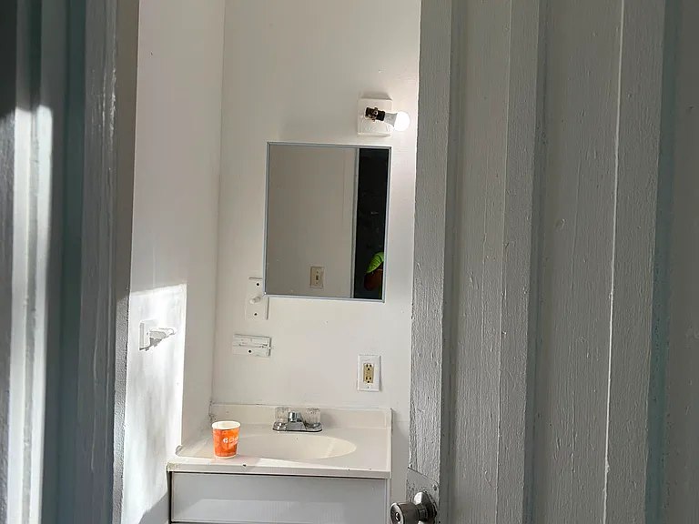 809-11 Tallman St #1 — Photo 3