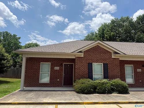 468 Wade Rd SE #A Photo 1