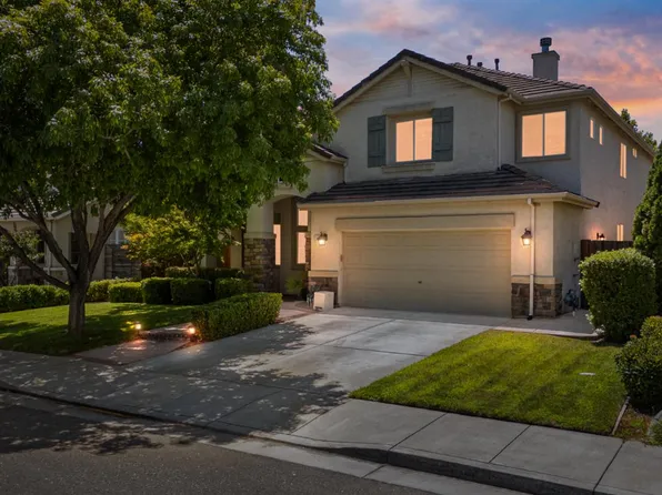 1120 Cherry Blossom Ln, Tracy, CA 95377