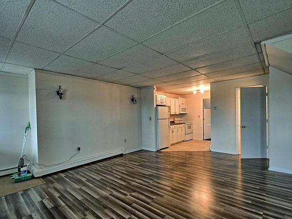 3rd image of 15 Highland Ave #2