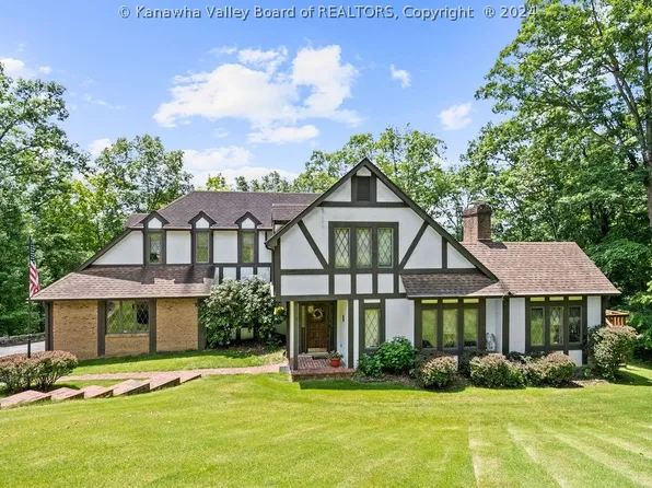 116 Goad Dr, Clendenin, WV 25045
